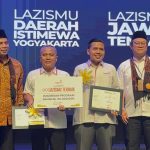Foto penghargaan Lazismu Jawa Tengah 2024