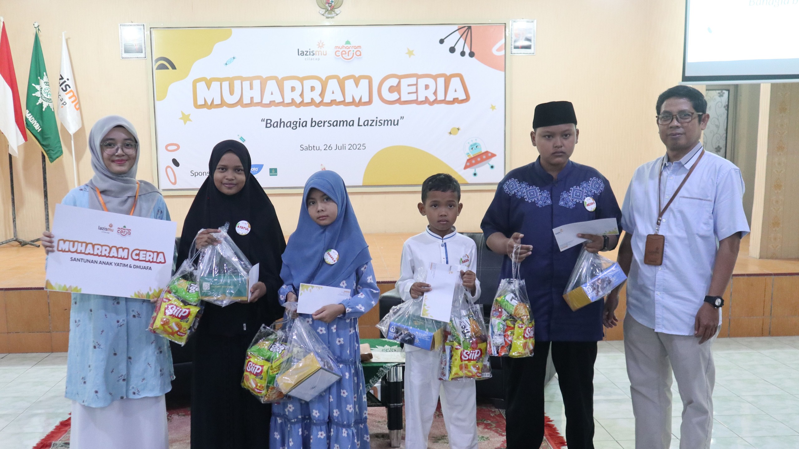 muharram bahagiakan anak yatim lazismu cilacap