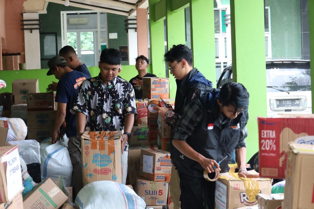 bantuan logistik untuk sumatra