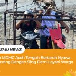 Relawan MDMC Aceh Tengah menyeberang sungai menggunakan sling