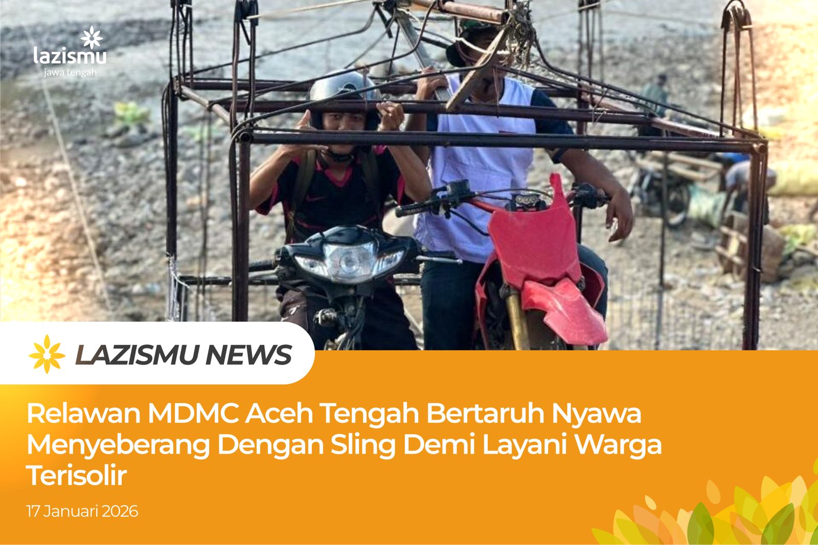 Relawan MDMC Aceh Tengah menyeberang sungai menggunakan sling