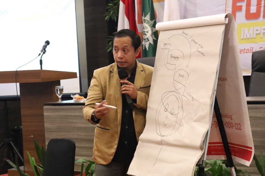 stategi pelayanan oleh mas ronny megas