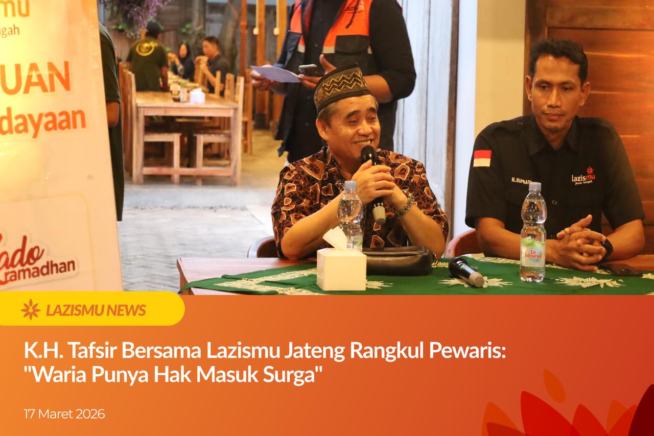 K.H. Tafsir dan Manager Lazismu Jateng dalam acara Kado Ramadhan