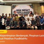 Delapan pimpinan dan manajer Lazismu Jawa Tengah saat mengikuti pelatihan kepemimpinan PusdiklatMu di Yogyakarta.
